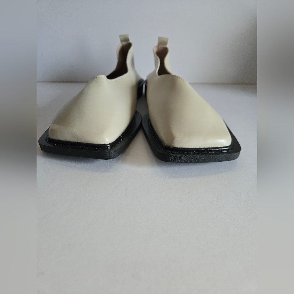Square Toe Flats - Picture 8 of 8